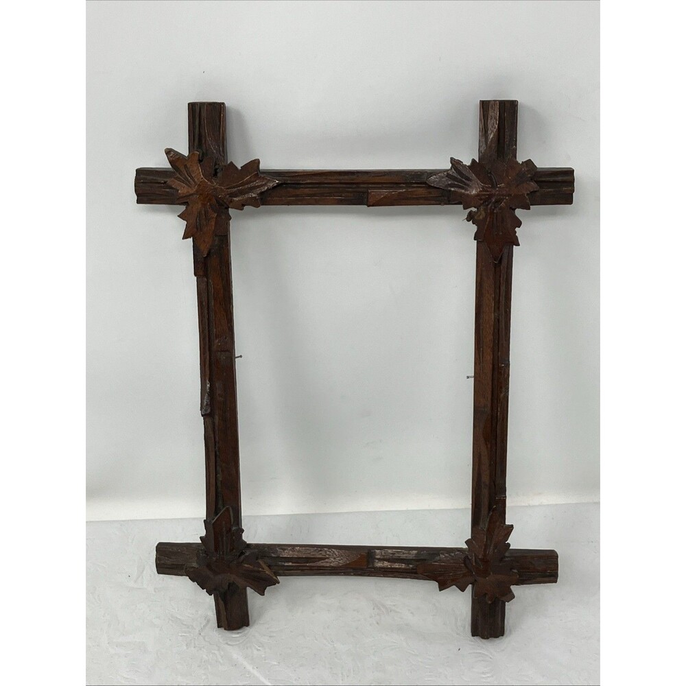 Adirondack Folk Art Carved Wood Tramp Art Frame FLAWED For ~7x5 Crossed Corner